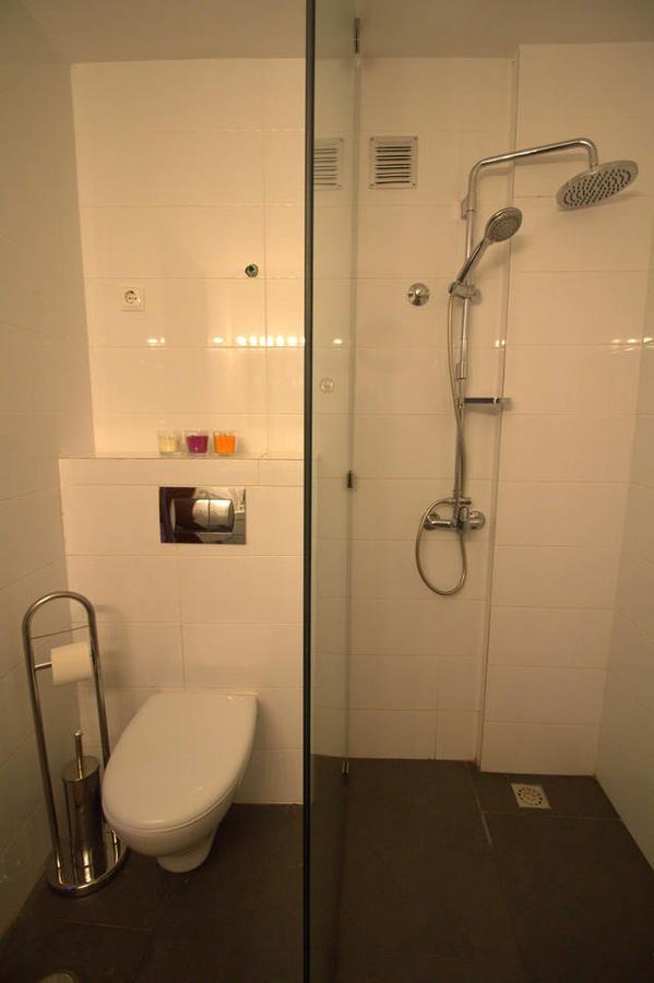 Apartment M *